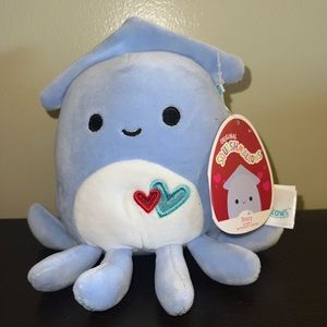 NWT Squishmallow Stacy Valentine’s day 5”